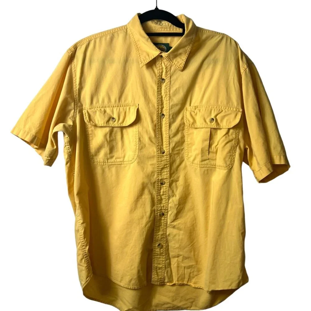 Cabela’s outdoor gear button up yellow collared shirt with pockets men’s large